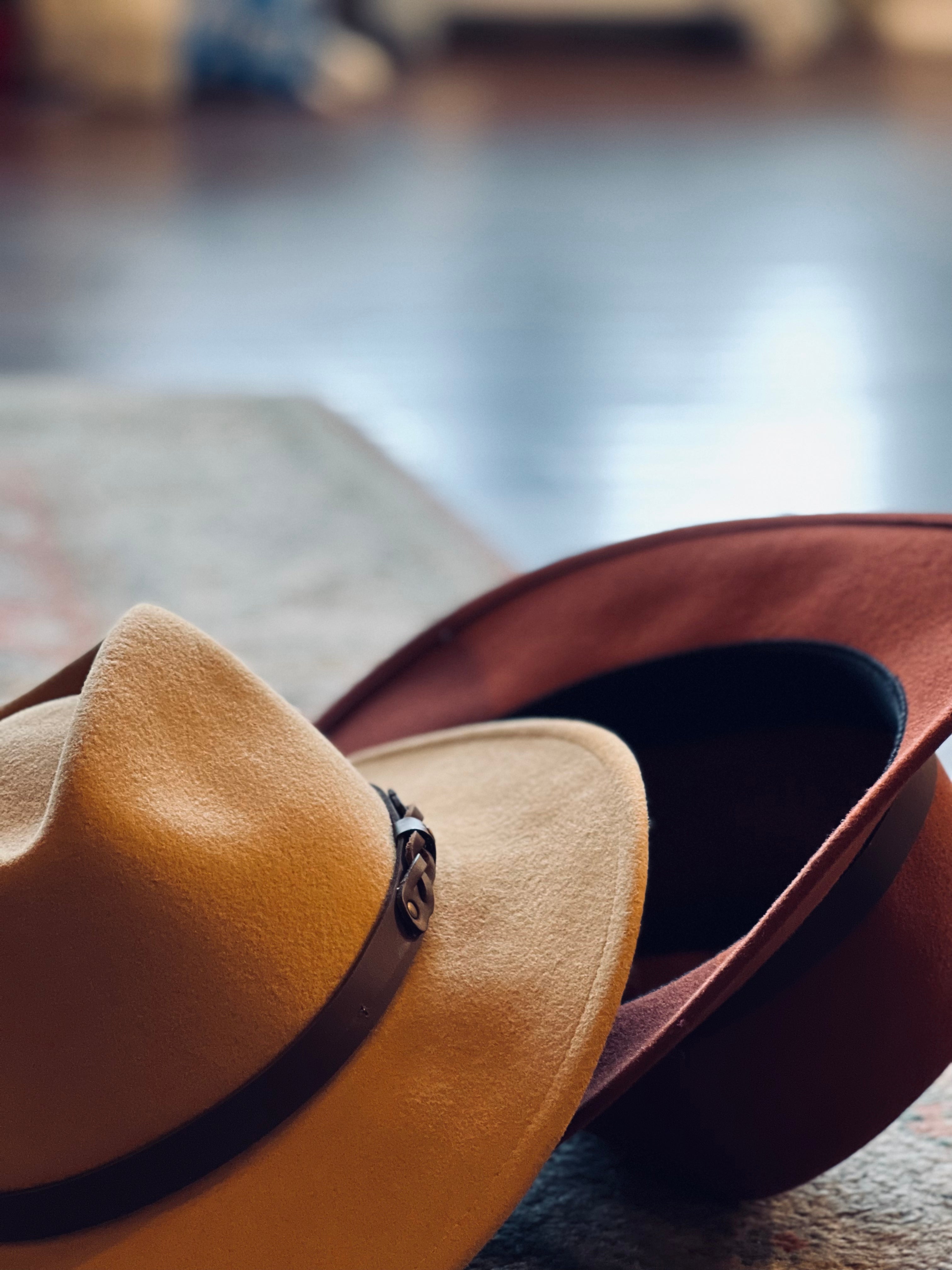 Material Difference: Fedora Hats: How To Tell The Difference Between Low & High Quality