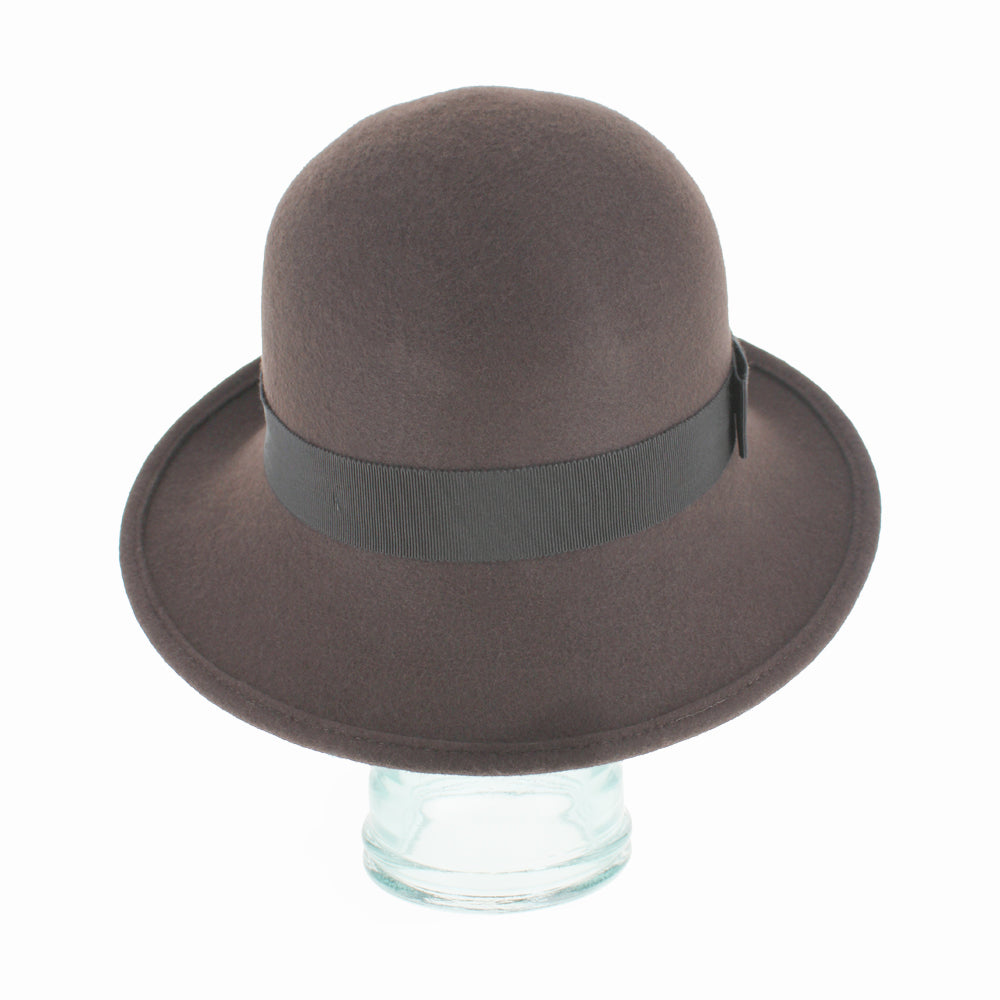 Brown wool Avellino cloche with rounded crown and soft brim for elegant fall winter looks