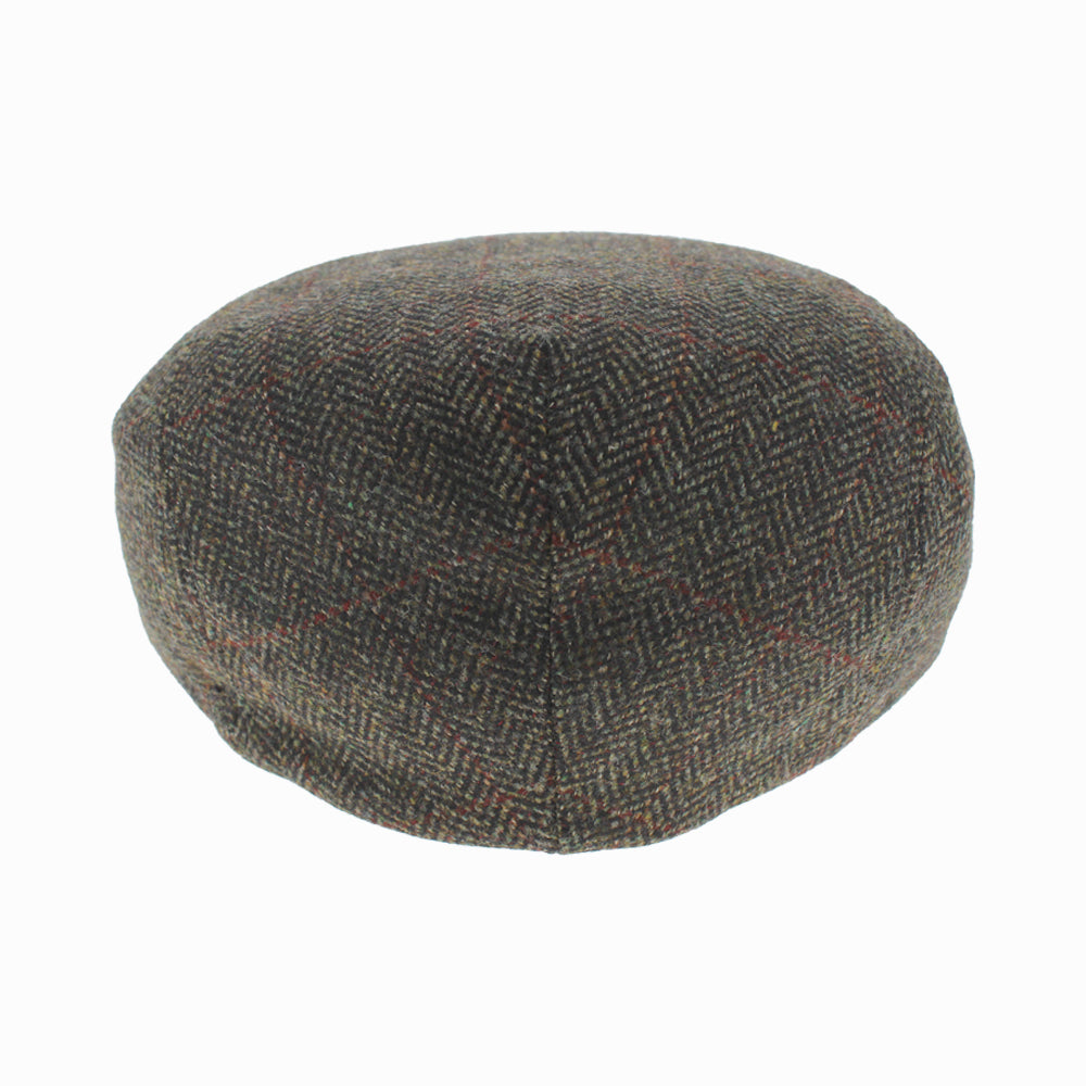 Handmade Belfry Italia Libero flat cap in green wool-cashmere, timeless ivy driver style