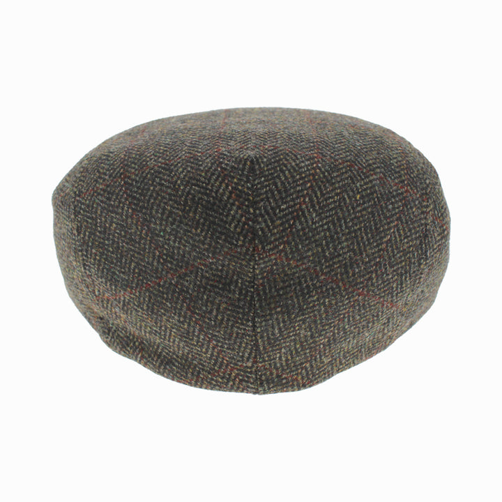 Handmade Belfry Italia Libero flat cap in green wool-cashmere, timeless ivy driver style