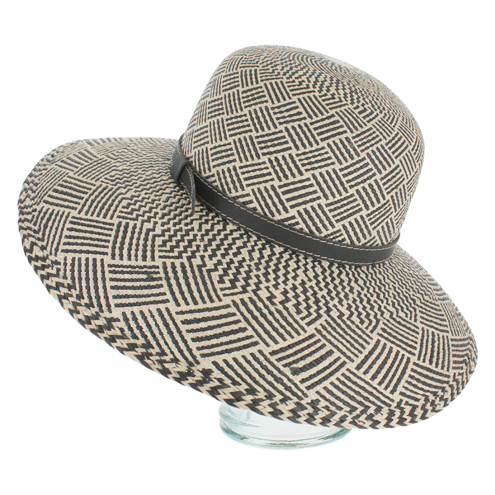 Black lampshade hat in genuine Panama straw with breathable lightweight comfort